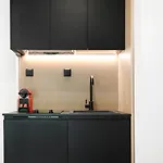 アパートホテル Icon Urban Living