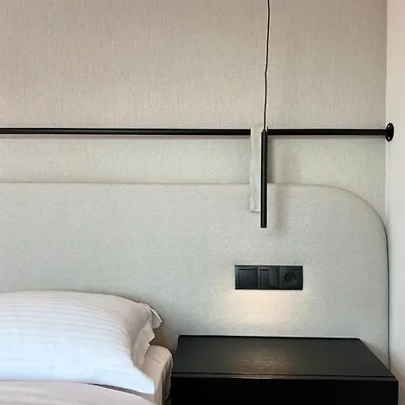 Icon Urban Living 3*