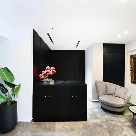 Icon Urban Living 3*
