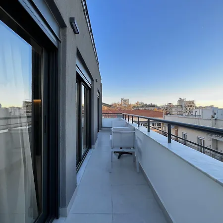 Icon Urban Living 4*