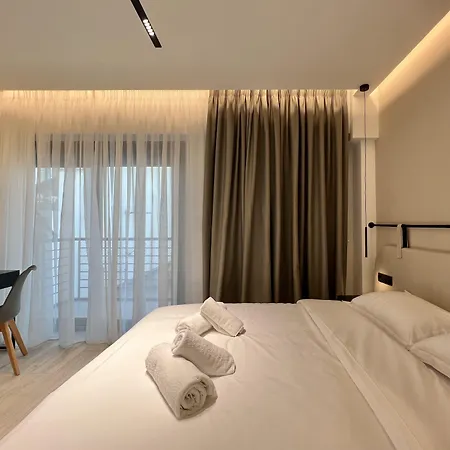 Icon Urban Living 3*