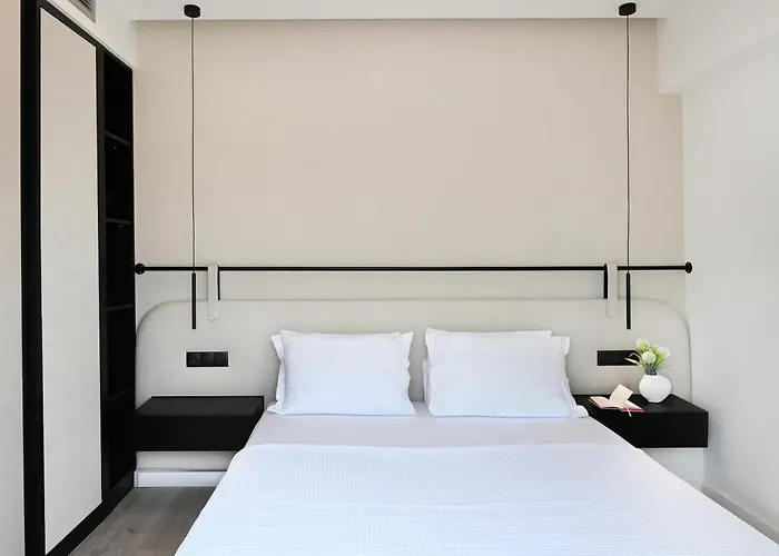 Icon Urban Living 4*