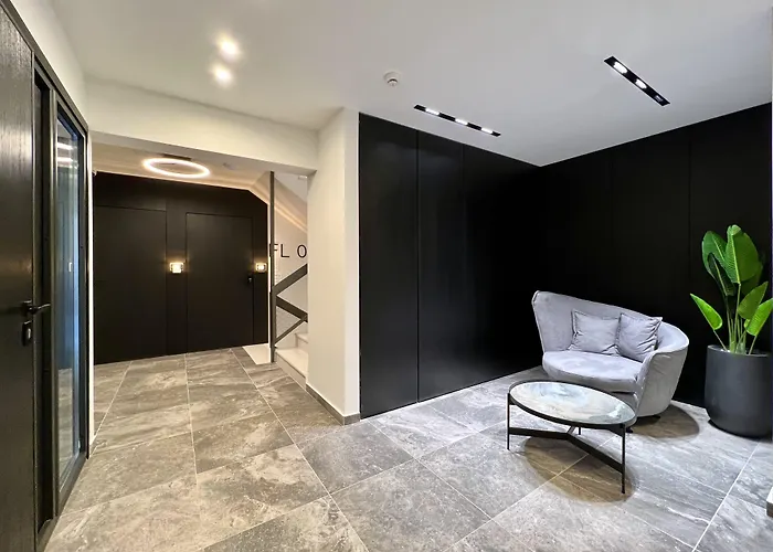 Icon Urban Living 4*