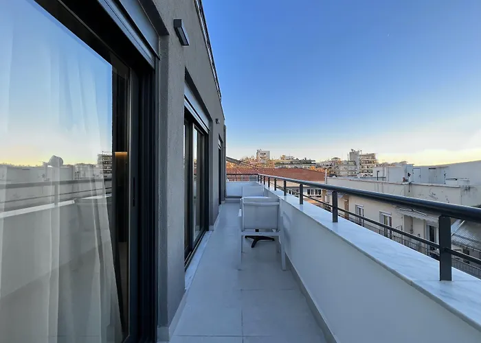 Icon Urban Living 4*