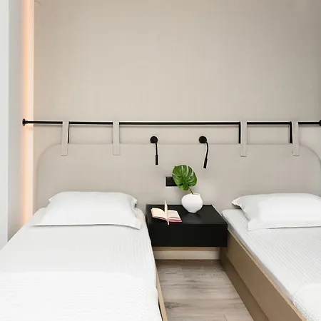 Icon Urban Living 4*